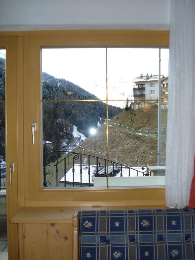 Chasa Valetta Apartman Samnaun Szoba fotó