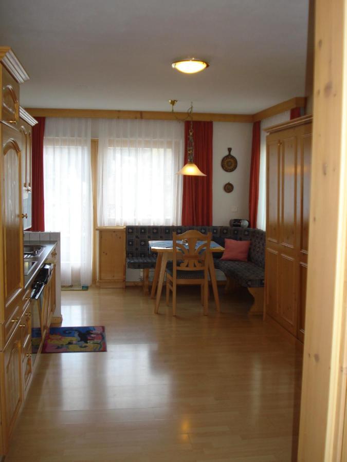 Chasa Valetta Apartman Samnaun Szoba fotó