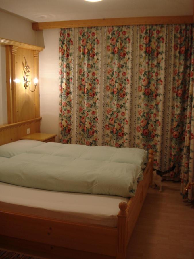 Chasa Valetta Apartman Samnaun Szoba fotó
