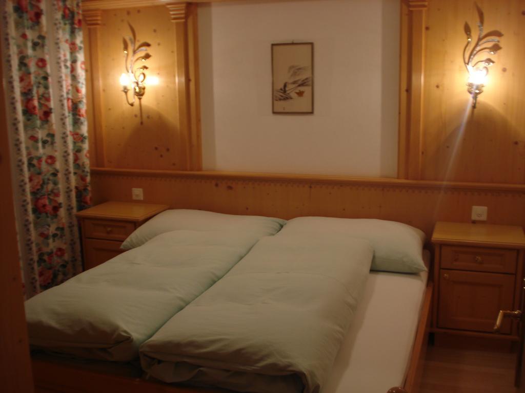 Chasa Valetta Apartman Samnaun Szoba fotó